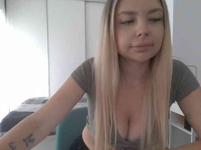 pinkpanther8899 webcam