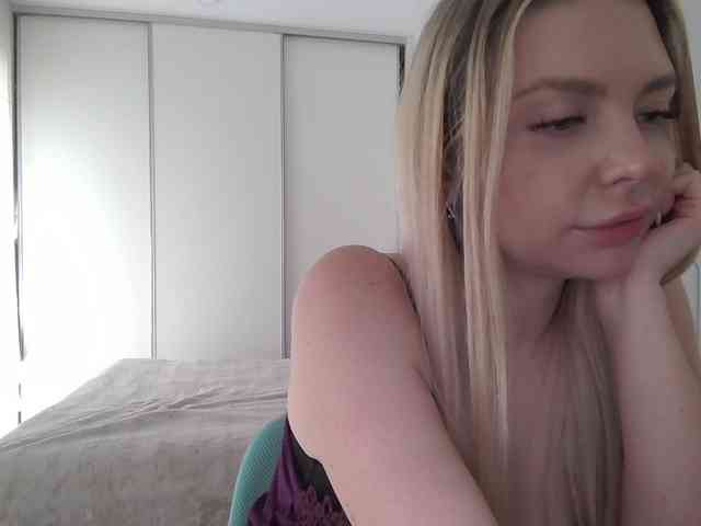 pinkpanther8899 webcam