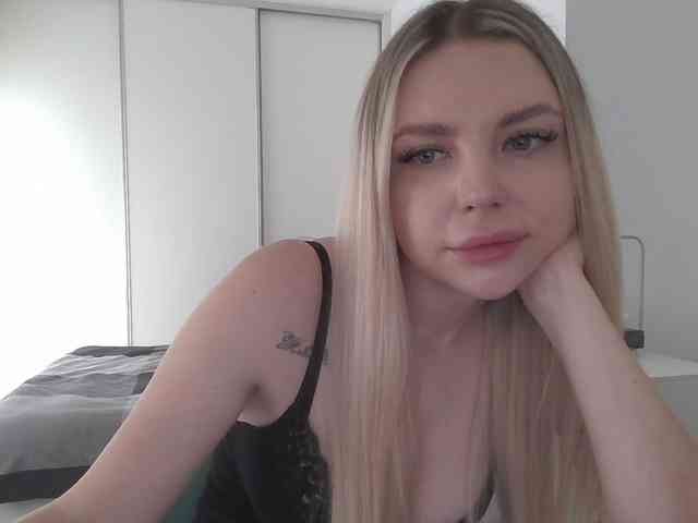 pinkpanther8899 webcam