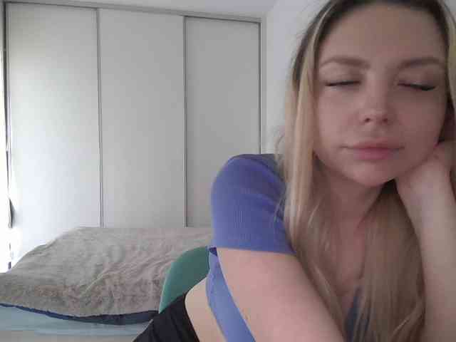 pinkpanther8899 webcam