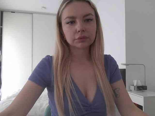 pinkpanther8899 webcam
