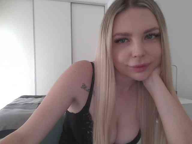 pinkpanther8899 webcam