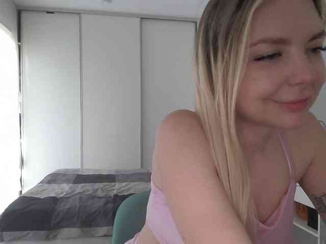 pinkpanther8899 webcam