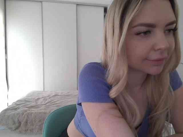 pinkpanther8899 webcam
