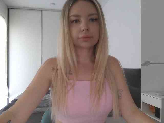 pinkpanther8899 webcam
