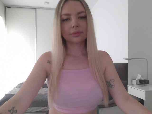 pinkpanther8899 webcam