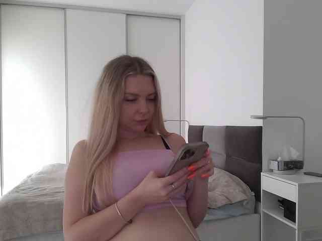 pinkpanther8899 webcam