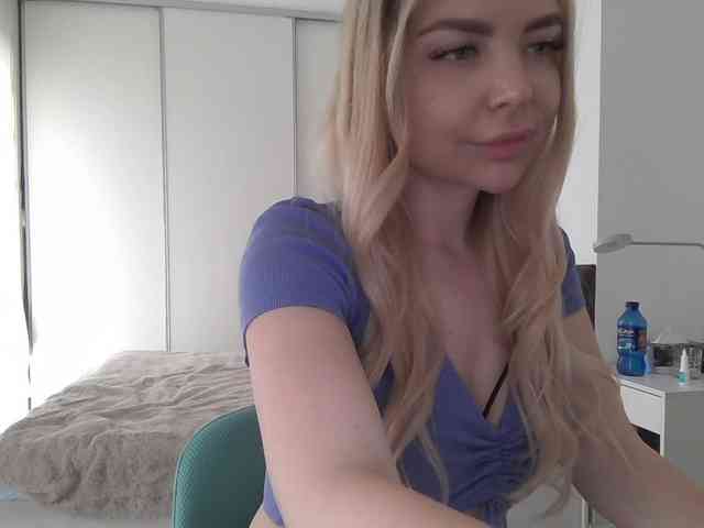 pinkpanther8899 webcam