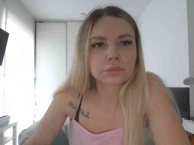 pinkpanther8899 webcam