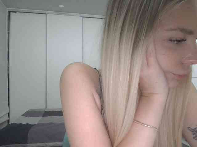 Blondie8853