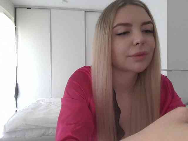pinkpanther8899 webcam