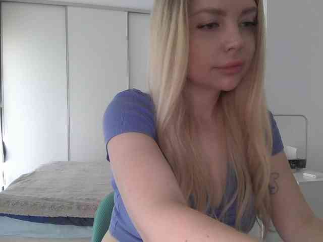 pinkpanther8899 webcam