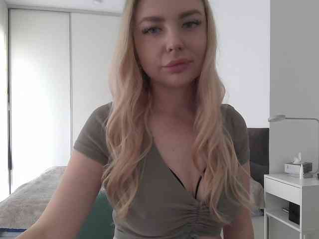 pinkpanther8899 webcam