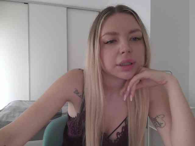 pinkpanther8899 webcam