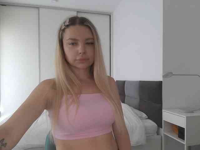 pinkpanther8899 webcam