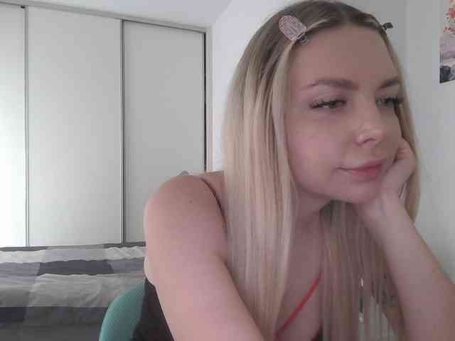 pinkpanther8899 webcam