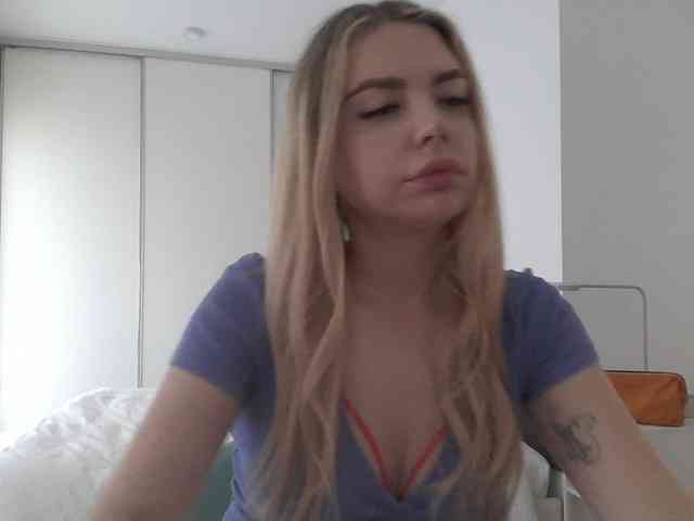 Blondie8853