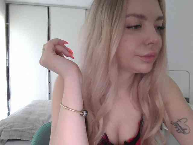 pinkpanther8899 webcam