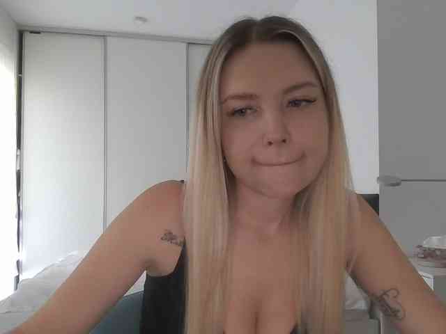 pinkpanther8899 webcam