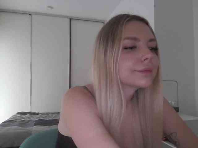 pinkpanther8899 webcam