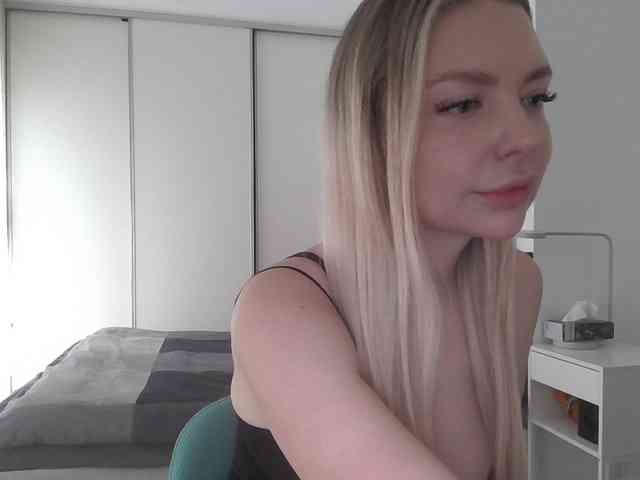 Blondie8853