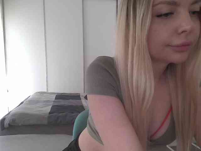 pinkpanther8899 webcam