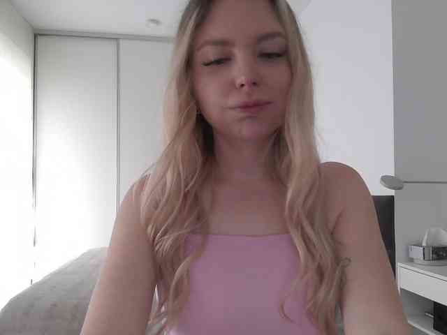 pinkpanther8899 webcam