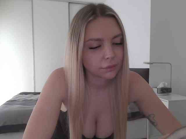 Model: pinkpanther8899