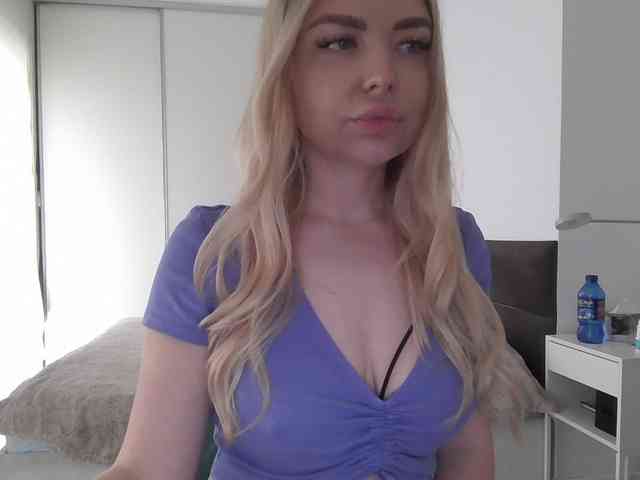 pinkpanther8899 webcam