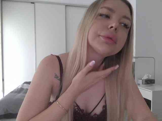 pinkpanther8899 webcam
