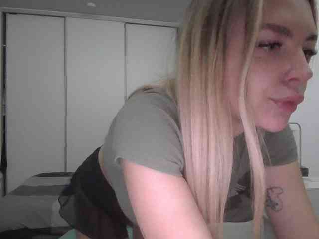 pinkpanther8899 webcam