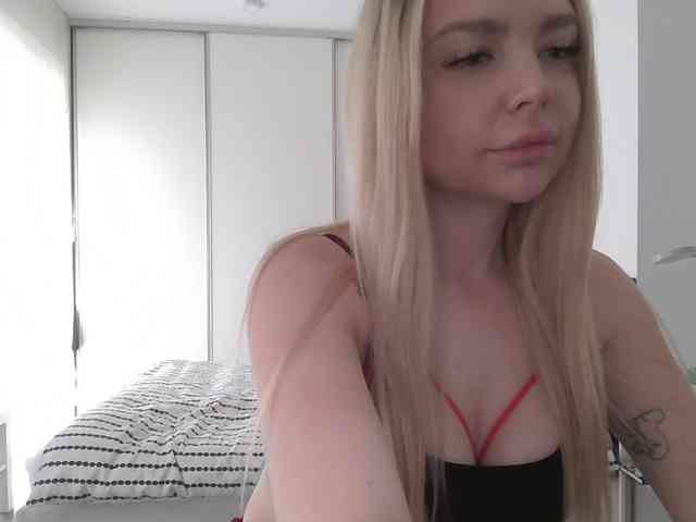 pinkpanther8899 webcam