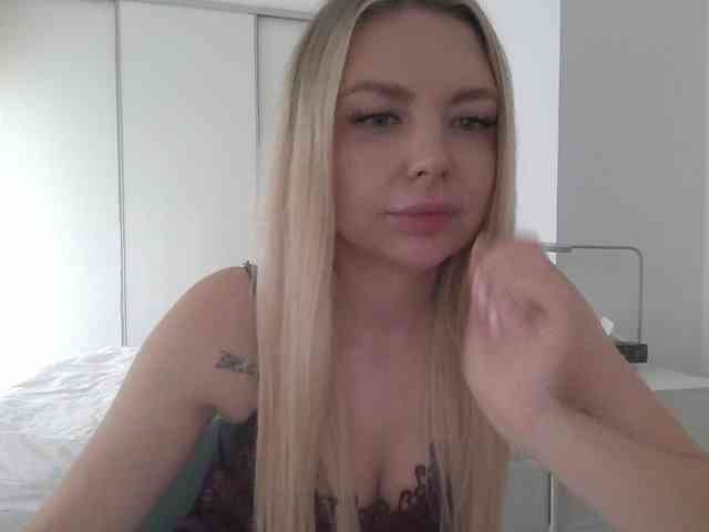 pinkpanther8899 webcam