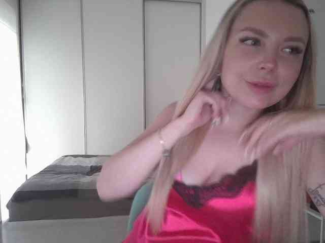 pinkpanther8899 webcam