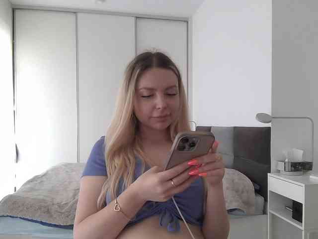 pinkpanther8899 webcam