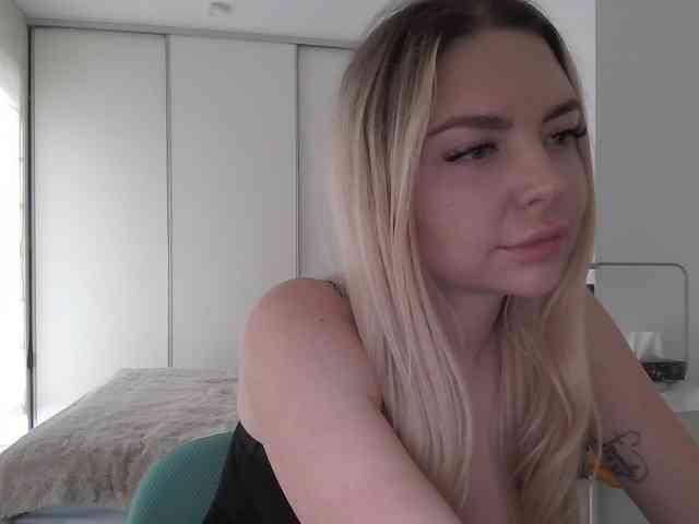 pinkpanther8899 webcam