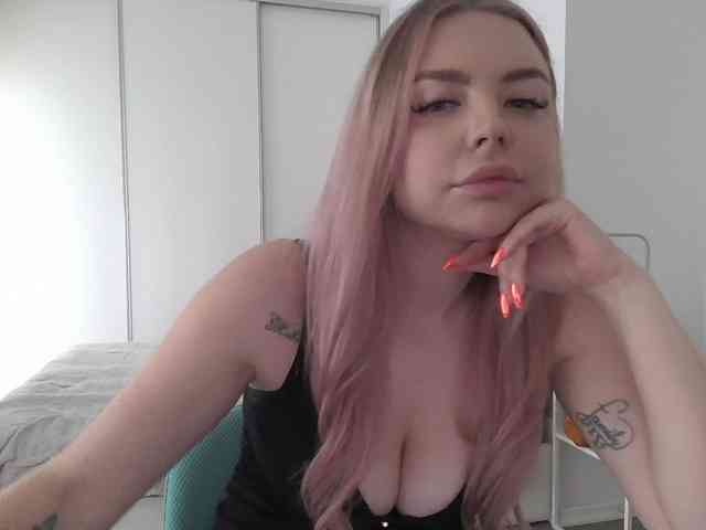 pinkpanther8899 webcam