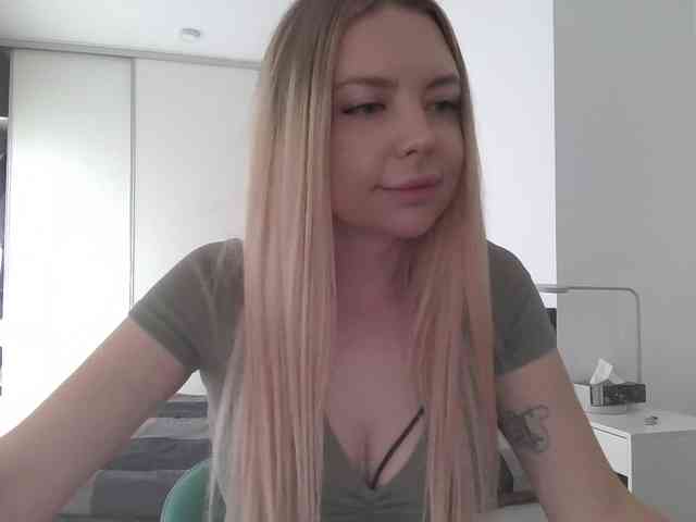 pinkpanther8899 webcam
