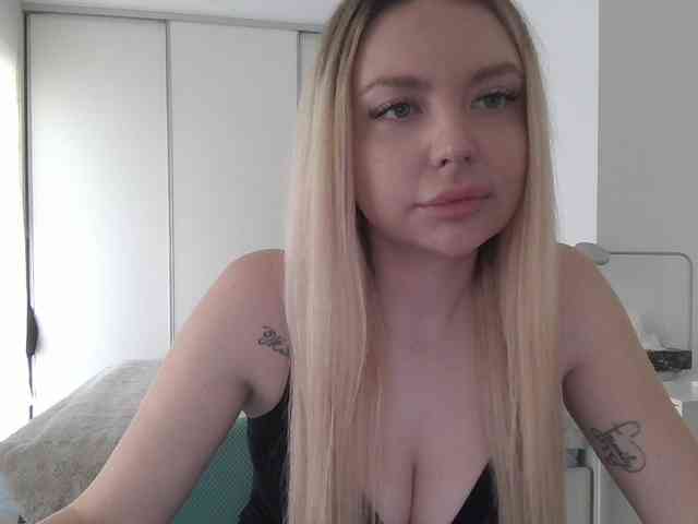 pinkpanther8899 webcam