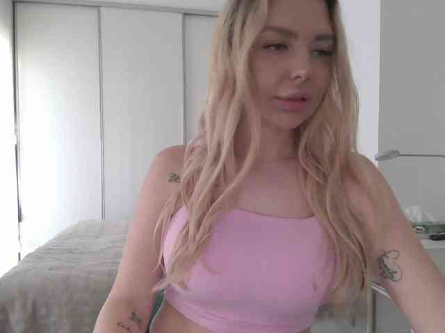 pinkpanther8899 webcam