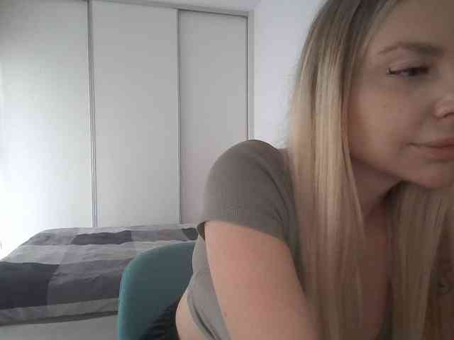 pinkpanther8899 webcam