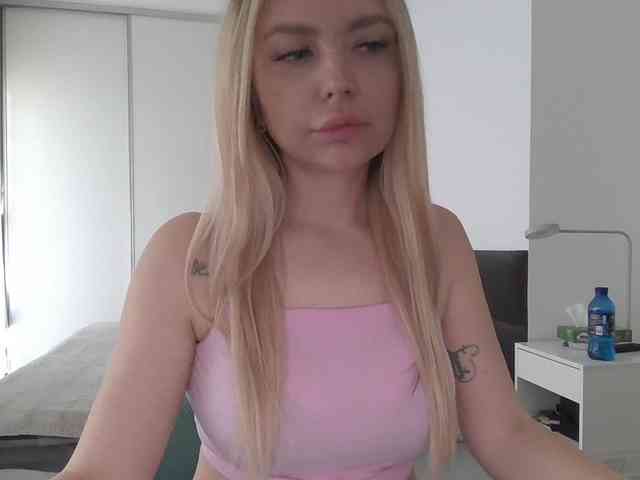 pinkpanther8899 webcam