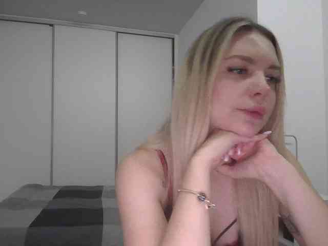 pinkpanther8899 webcam