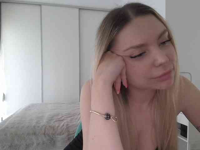 pinkpanther8899 webcam