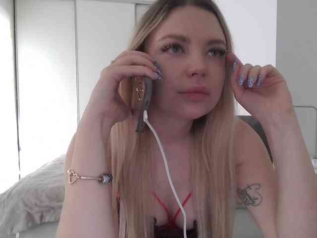 pinkpanther8899 webcam