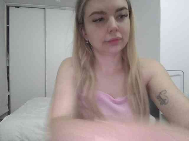 pinkpanther8899 webcam