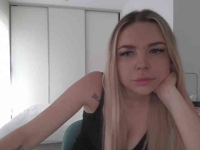 pinkpanther8899 webcam
