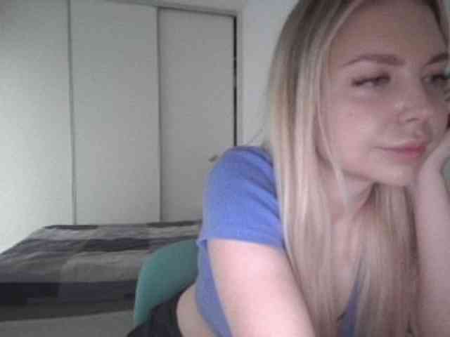 pinkpanther8899 webcam