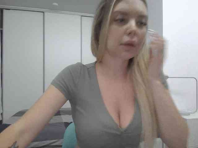 pinkpanther8899 webcam