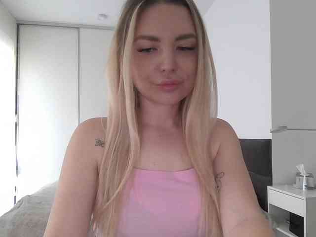 pinkpanther8899 webcam
